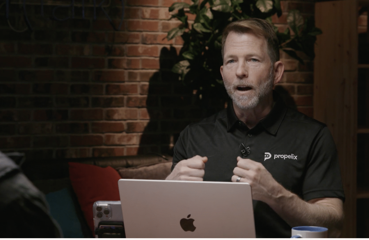 AI ONLY TRANSFORMS COMPANIES THAT KNOW THEMSELVES